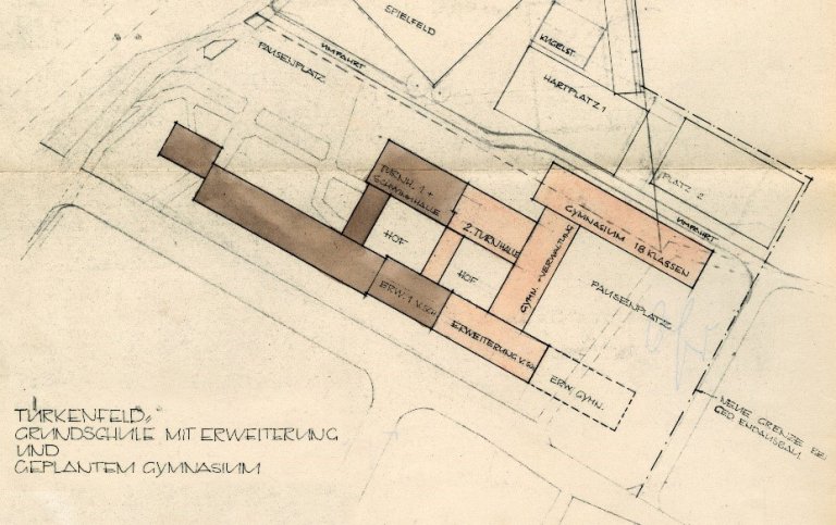 1971: Planstudie für ein 18-klassiges Gymnasium